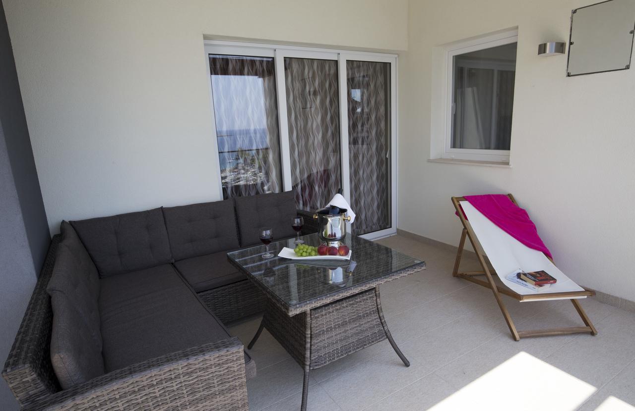 Apartments Lanterna Рогозниця Екстер'єр фото