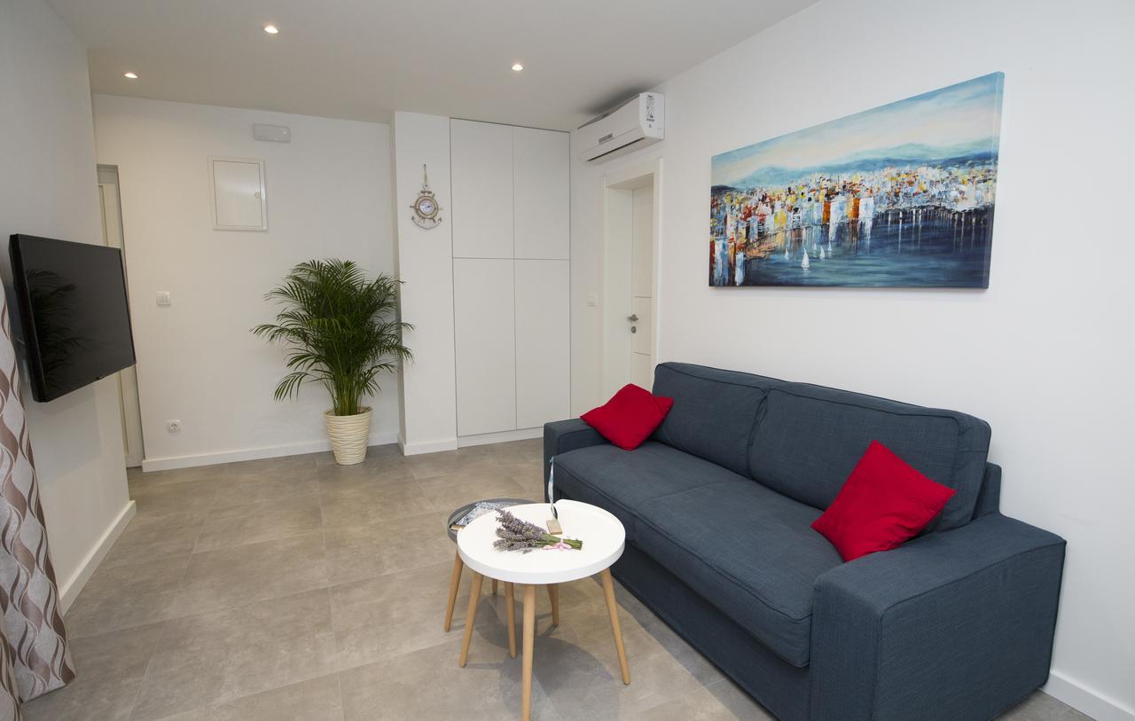 Apartments Lanterna Рогозниця Екстер'єр фото